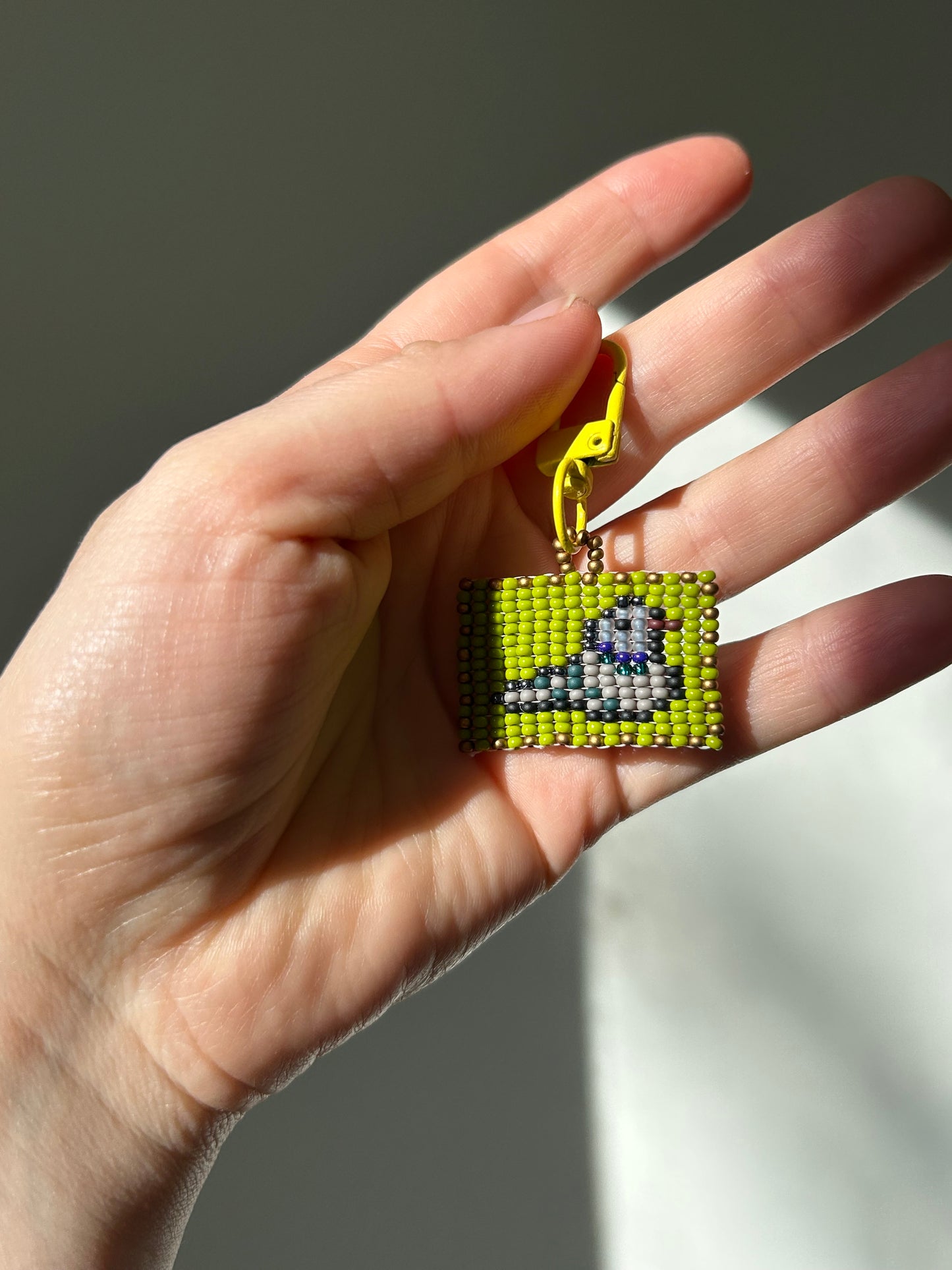 Beaded Pigeon Keychain – Handmade City Bird Keyring