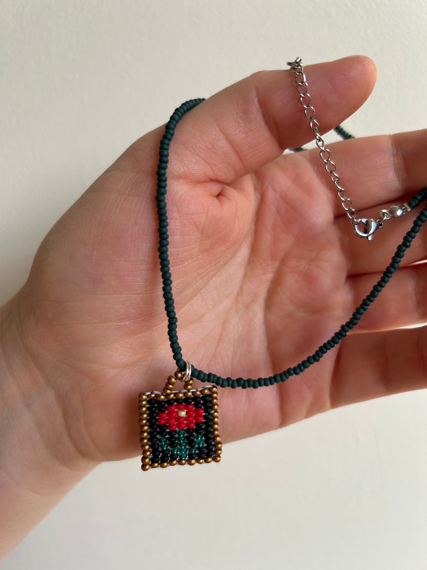 Red Flower Necklace – Handmade Beaded Jewelry