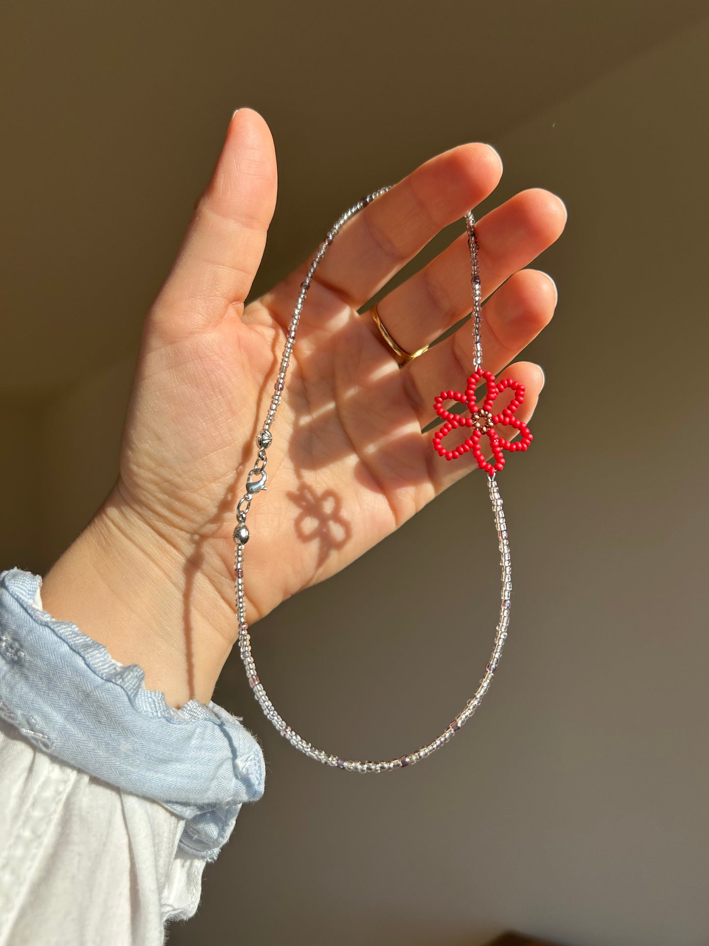 Red flower choker